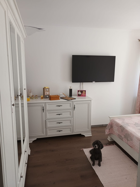 apartament cu 2 camere decomandate si parcare cf CF