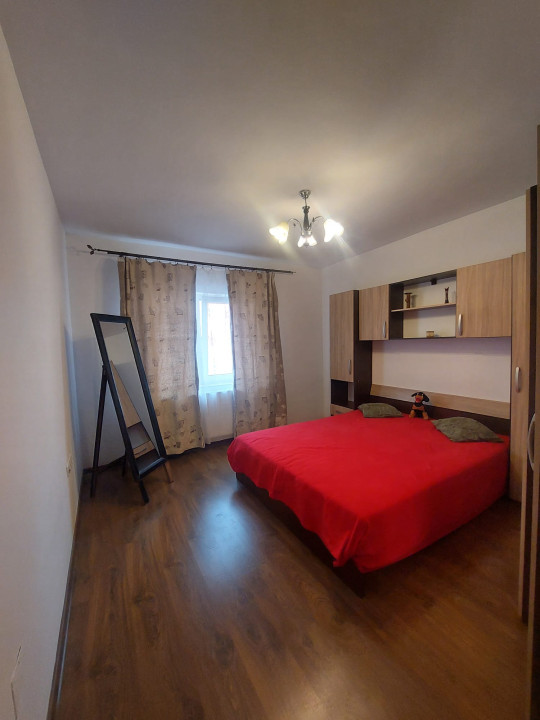 Apartament de 2 camere decomandat, 50 mp, zona Eroilor