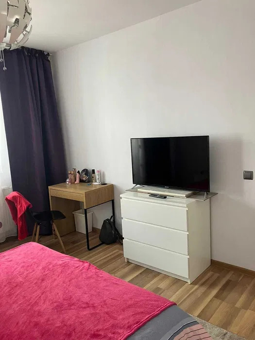 Apartament cu 2 camere, 42 mp, balcon, zona Stejarului