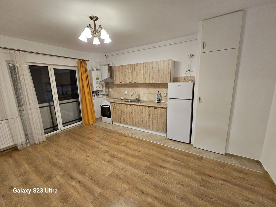 Apartament de 2 camere, Semidecomandat, situat in zona Teilor