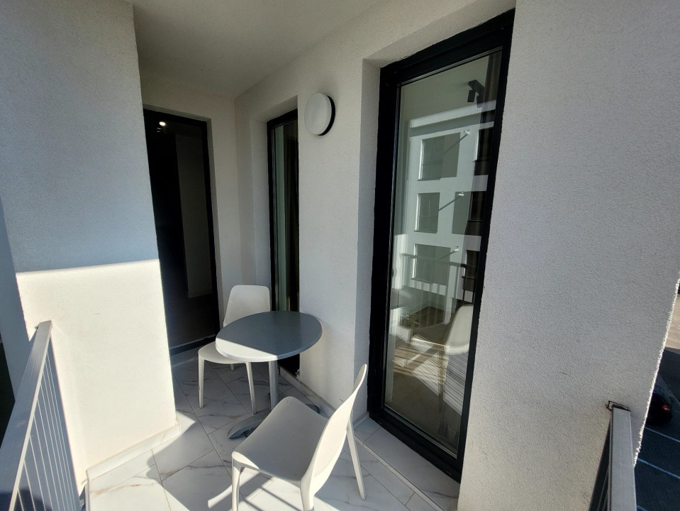 Apartament de 2 camere, 53,4 mp, balcon 3,9 mp, garaj, zona Eroilor