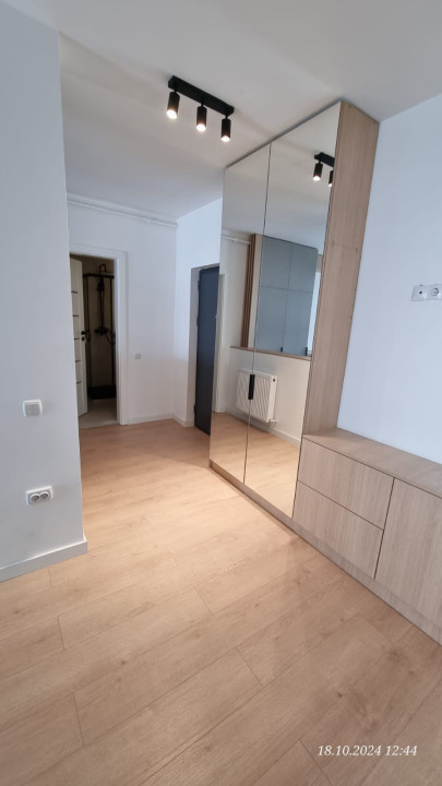 Apartament de 2 camere, 53,4 mp, balcon 3,9 mp, garaj, zona Eroilor