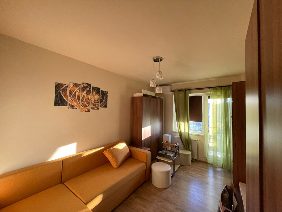 Apartament cu 3 camere decomandat, 69 mp, la cheie in Baciu, loc parcare