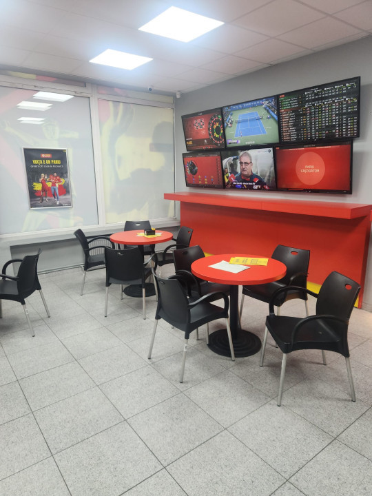 Spatiu Comercial 100 mp, zona Manastur