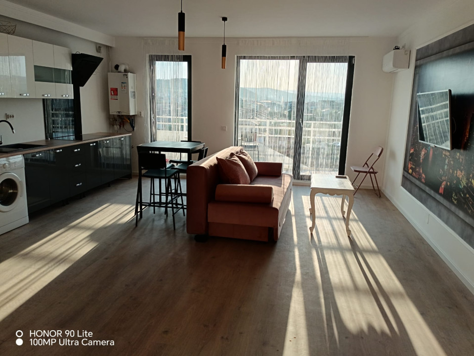 Penthouse de 3 camere 2 bai, Zona Eroilor 