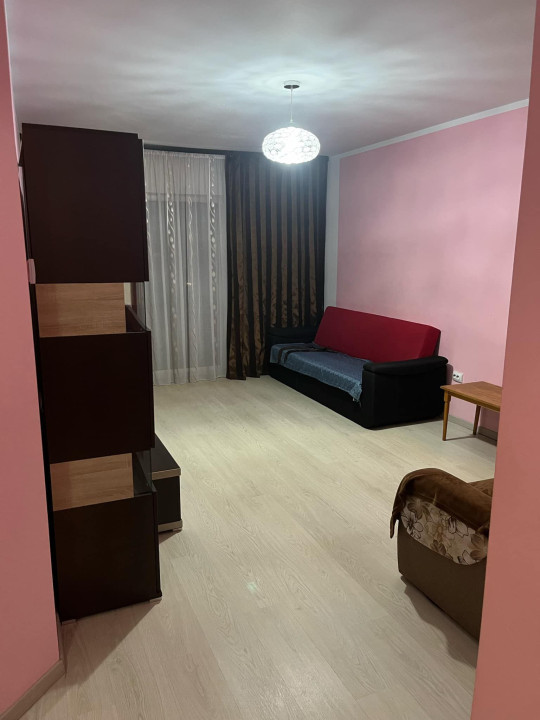 Apartament cu o camera, ideal investitie, parcare, zona Stejarului