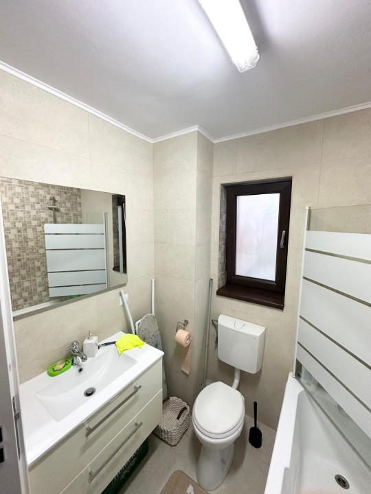 Apartament de 3 camere, Grădină de 57MP,Parcare , Zona Stejarului