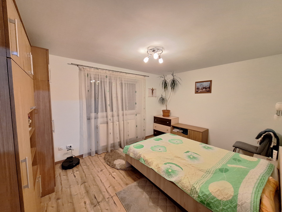 Apartament cu 3 camere | cu parcare si boxa | Zona Eroilor 