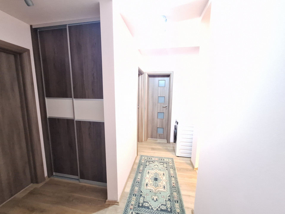 Apartament cu 3 camere | cu parcare si boxa | Zona Eroilor 