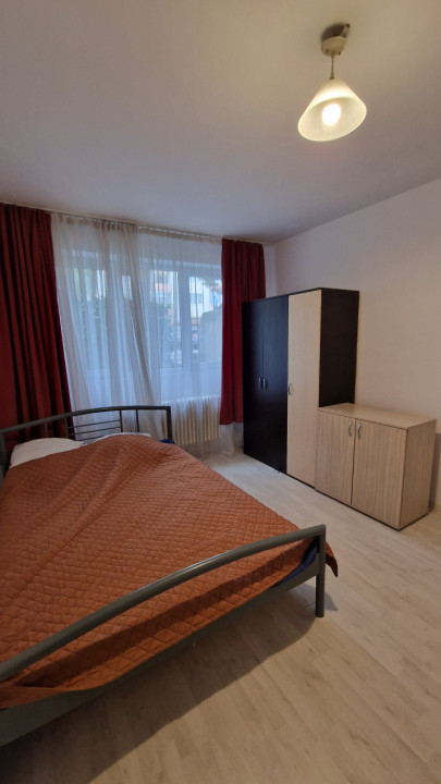 Apartament de 3 camere, 64mp, Sala Polivalenta