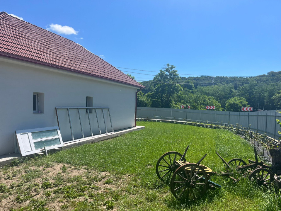 Casa Individuala de inchiriat ,cu teren 600 m,  Gilau