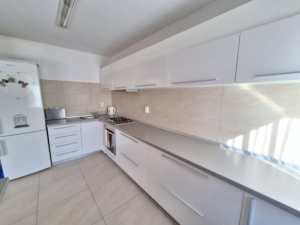 Apartament de 2 camere, 55 mp, Zona Stejarului 