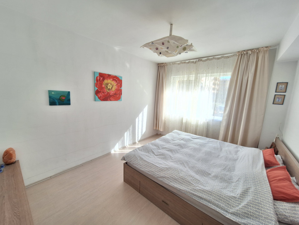 Apartament de 2 camere, 55 mp, Zona Stejarului 