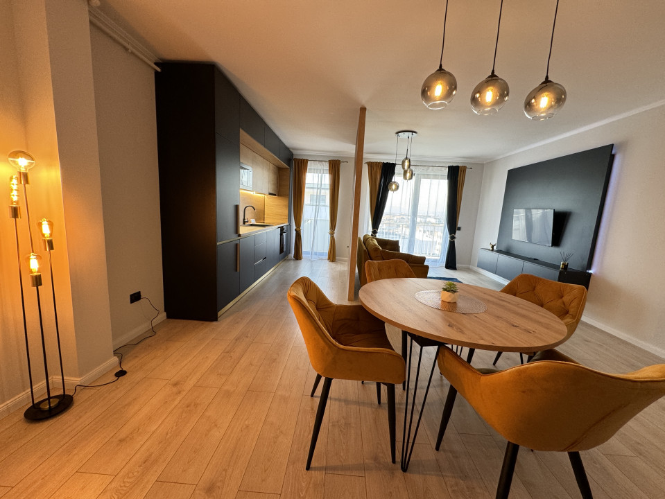 Apartament de 2 camere, 55 mp, Ultramodern, Parcare, Zona Eroilor