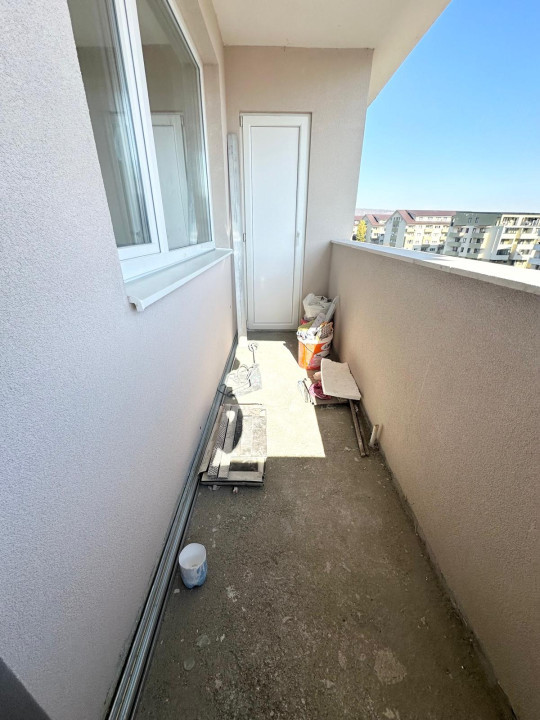 Apartament de 2 camere, semifinisat, parcare, boxă, Zona Cetății