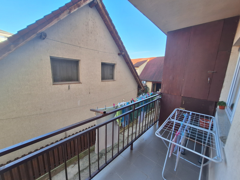 Apartament de două camere, loc de parcare, Zona Teilor