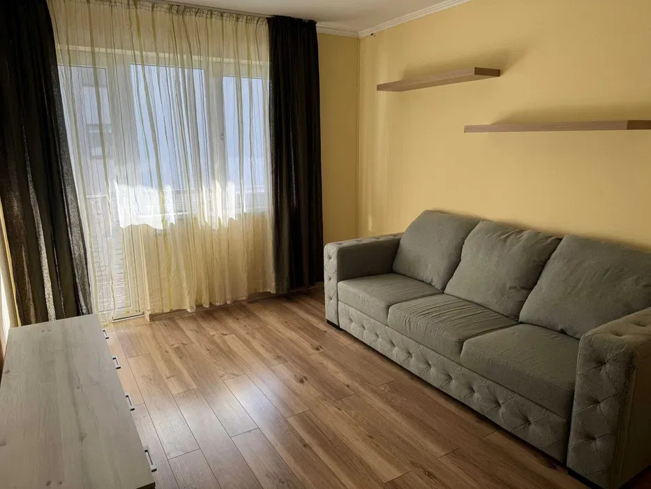 Apartament cu 2 camere, 47 mp, parcare, zona Metro