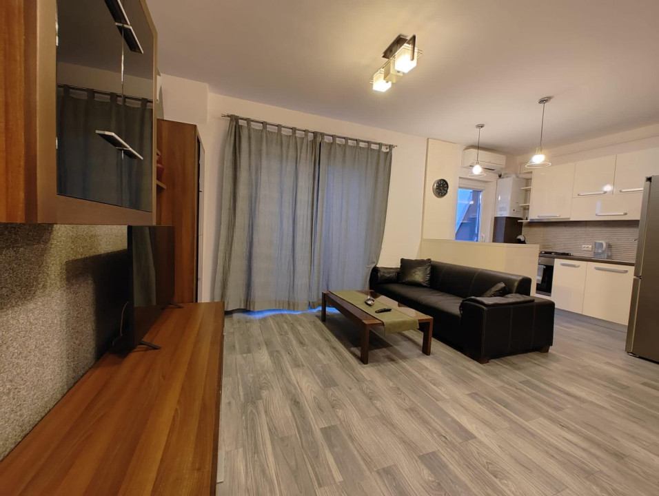 Apartament cu 2 camere, 55 mp, parcare, zona Iulius Mall