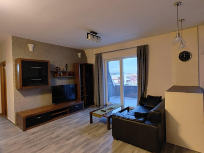 Apartament cu 2 camere, 55 mp, parcare, zona Iulius Mall