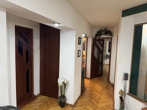 Apartament 4 camere,suprafata de 90 mp zona Big Manastur