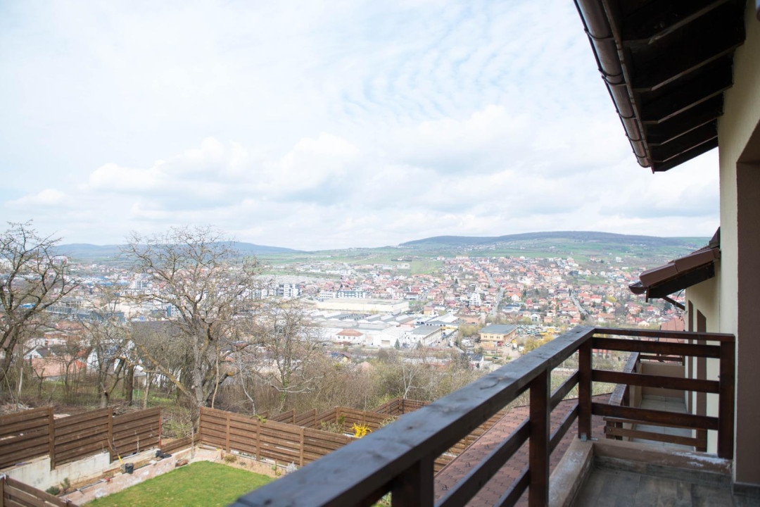 Casa individuală cu piscina, 160mp, zona Gruia