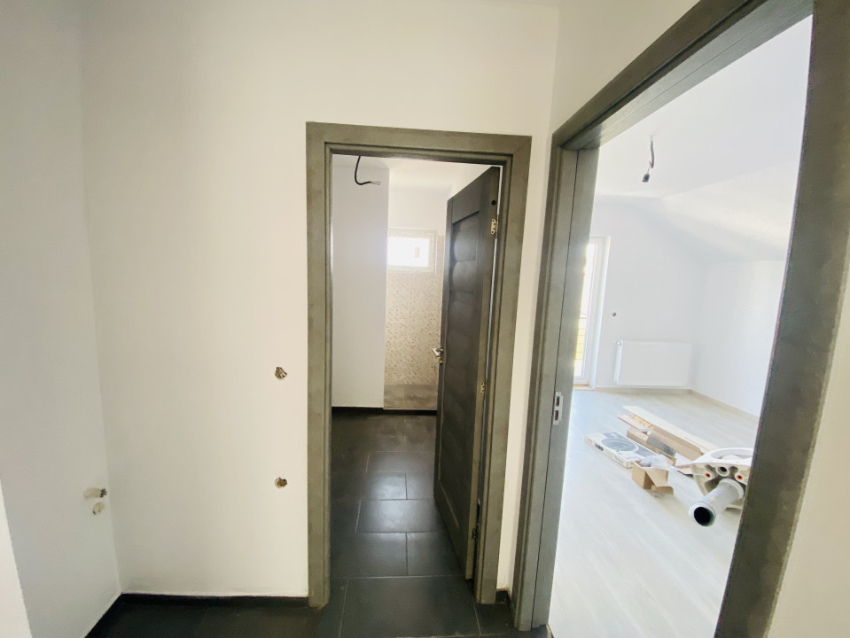 Apartament situat pe 2 niveluri, scara interioară, zona Eroilor