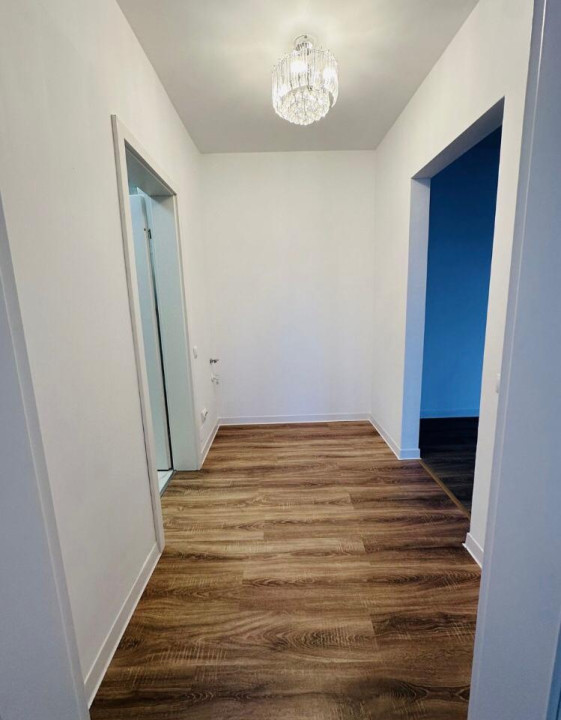 apartament cu 2 camere si terasa,etaj intermediar