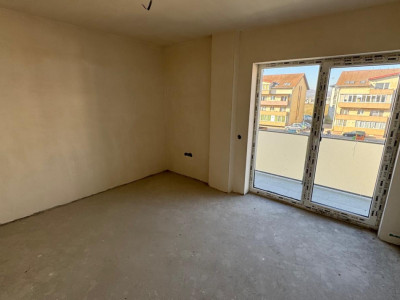 Apartament 2 Camere, 56mp, Decomandat, Zona Sesul De Sus