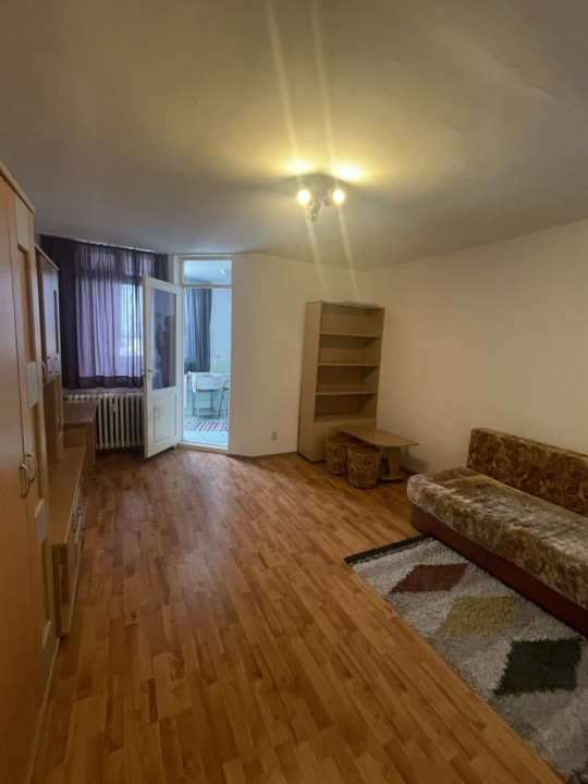 Apartament cu o camera la chei, 32mp, Manastur