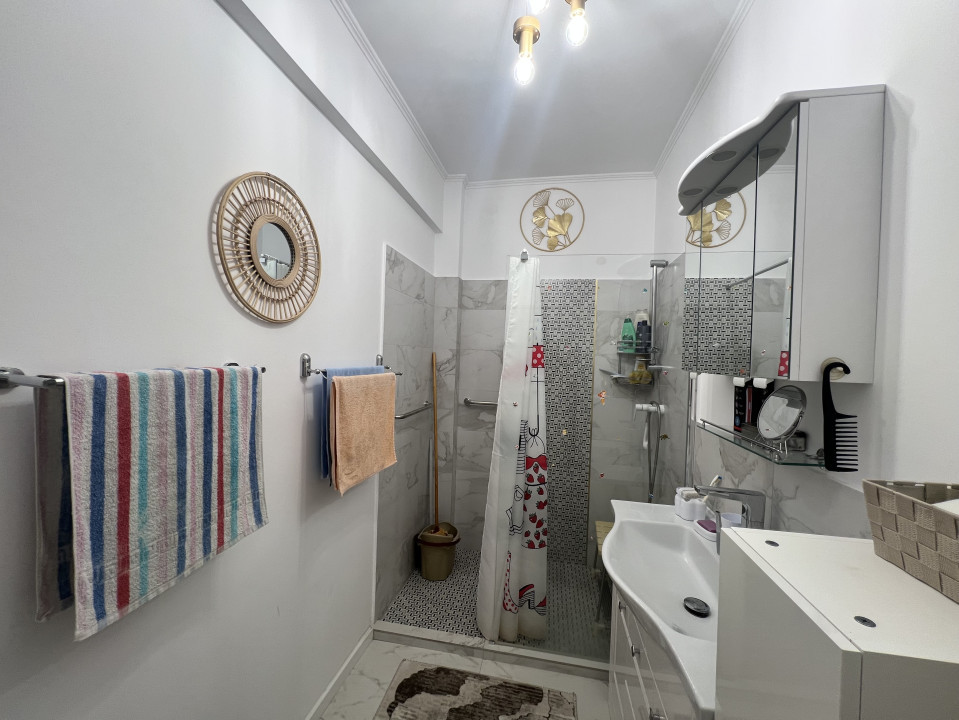 Apartament cu o caamera , Sesul de Sus