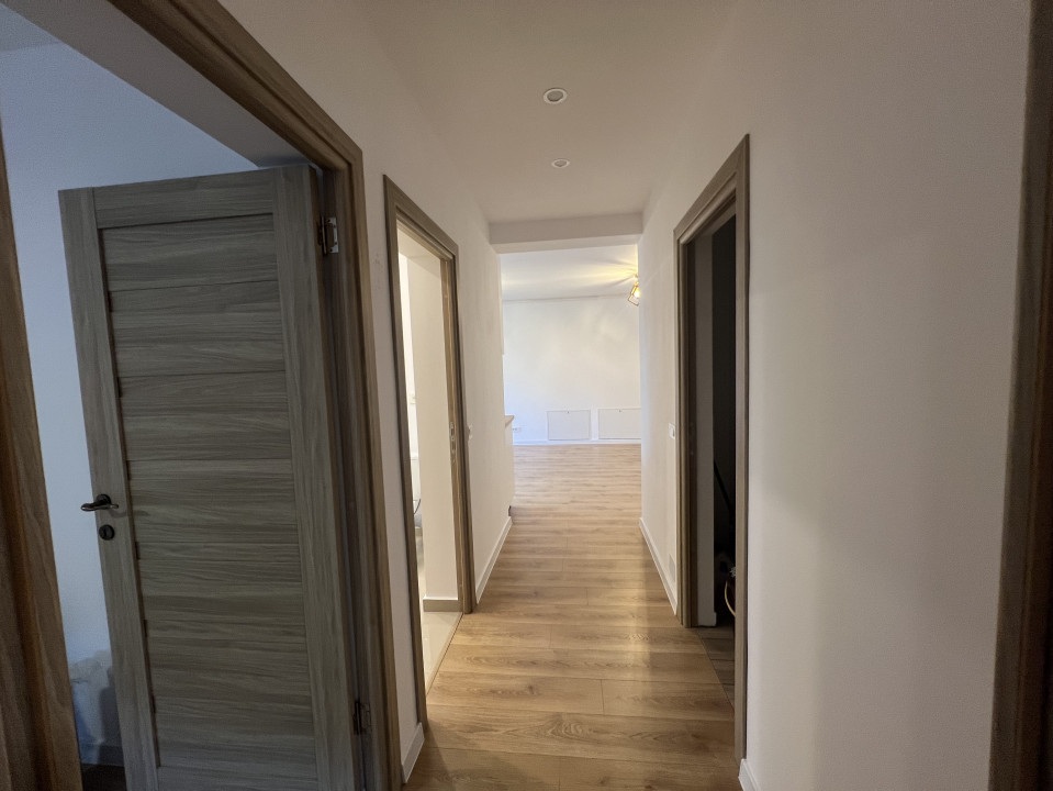 Apartament  3 camere , zona Tautului