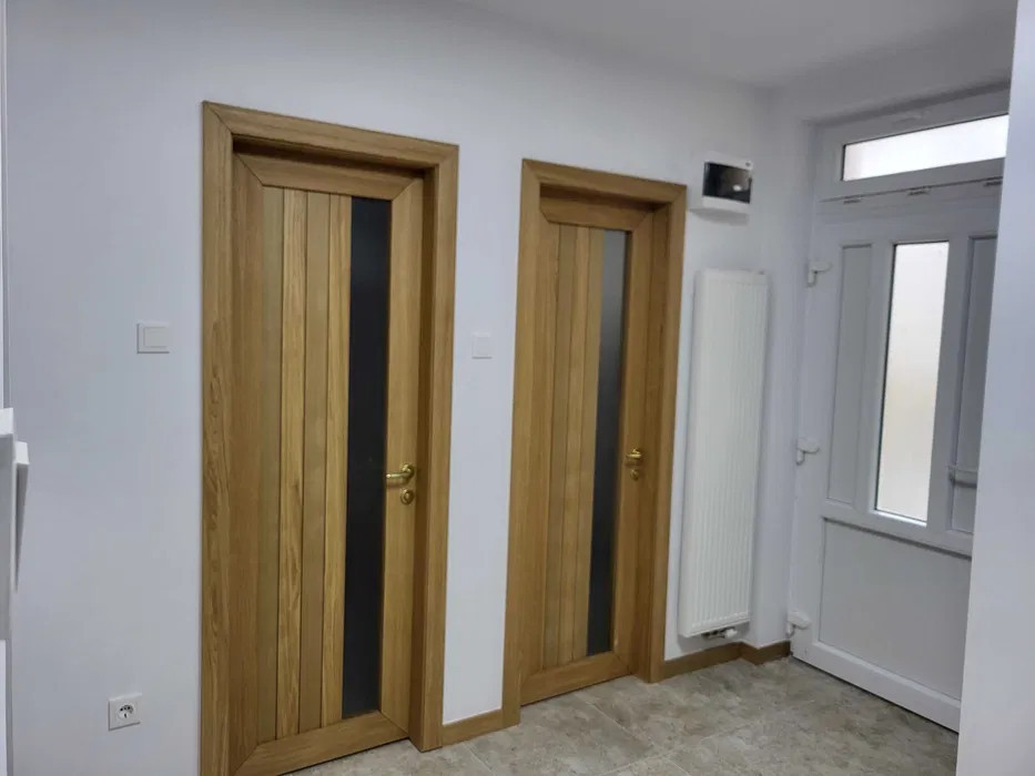 Apartament 3 camere decomandate, 2 băi, recent renovat, zona Piața Mihai Viteazu