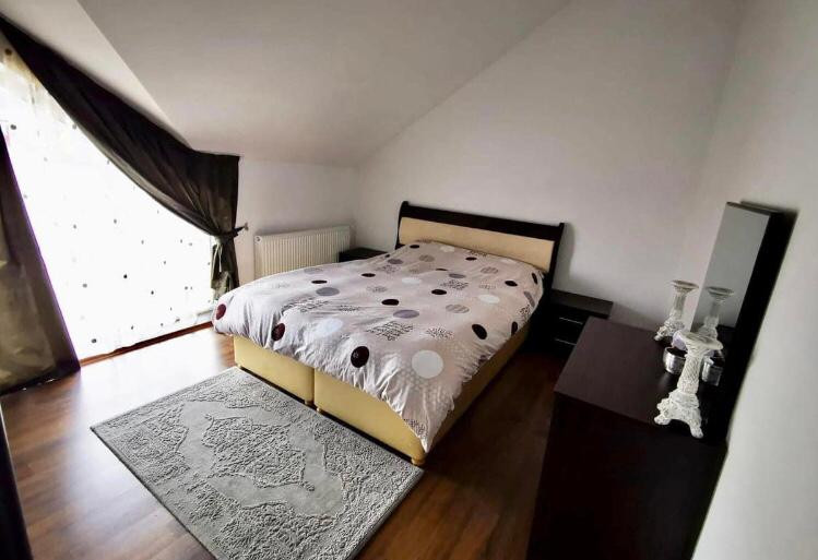 APARTAMENT CU 2 CAMERE DECOMANDATE