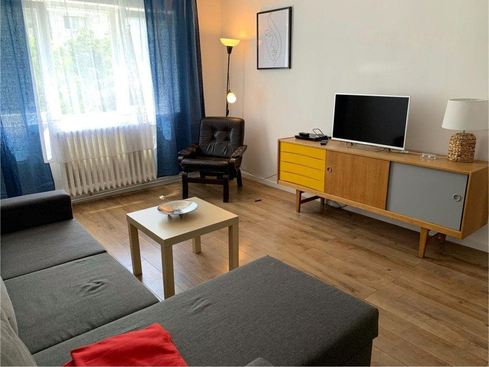 Apartament 3 camere decomandate, 69 mp utili, zona Spitalul de Recuperare