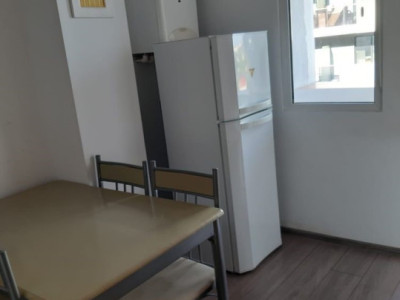 Apartament  3camere suprafata de 58 mp zona Portelanul