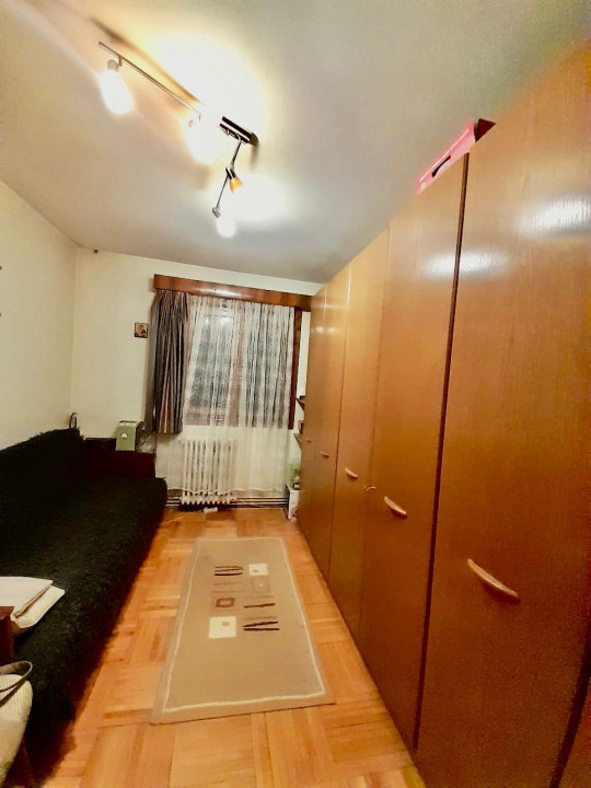 Apartament 3 camere, 61 mp utili, balcon, parcare, cartier Gheorgheni