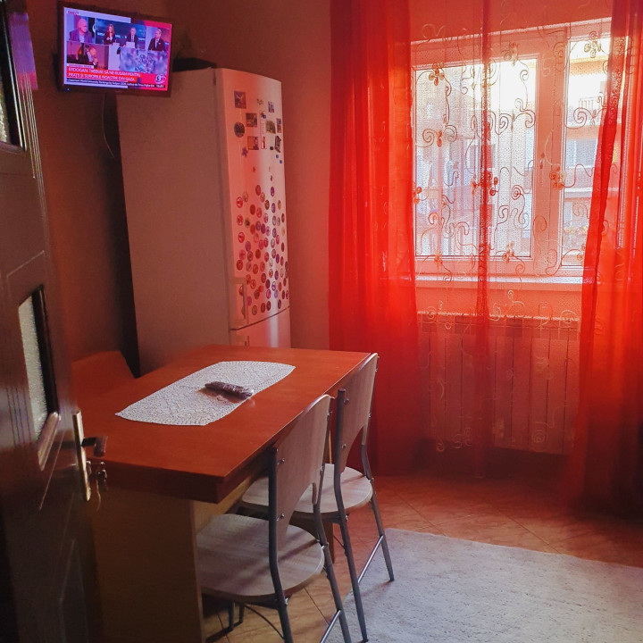 Apartament cu 1 camere, 43mp + 5mp balcon, zona Roata Faget