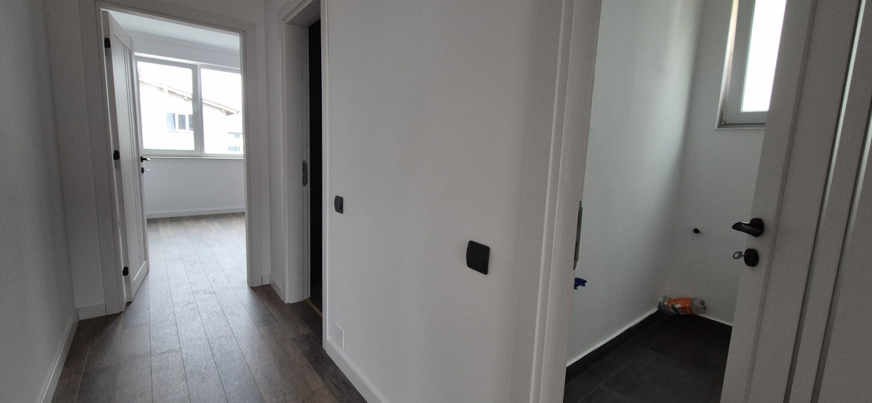 Apartament 3 camere zona Teilor