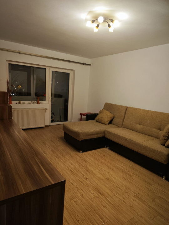 Apartament cu 3 camere, parcare, zona Lidl