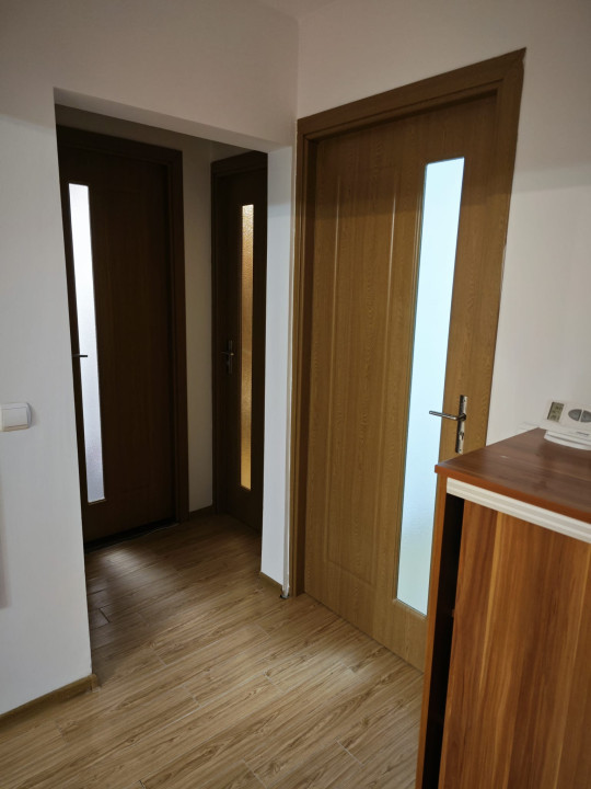 Apartament cu 3 camere, parcare, zona Lidl