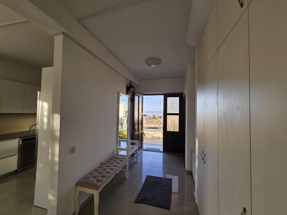 Casa tip duplex, PET FRIENDLY, 200 mp utili, la cheie, teren 300 mp, Europa