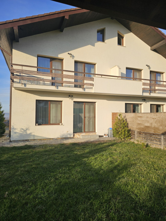 Casa tip duplex, PET FRIENDLY, 200 mp utili, la cheie, teren 300 mp, Europa