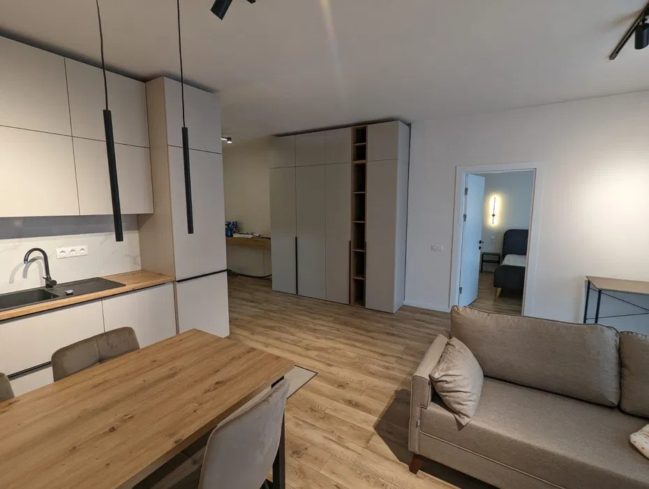 Apartament de 2 camere, 55mp, finisaje moderne, Semicentral