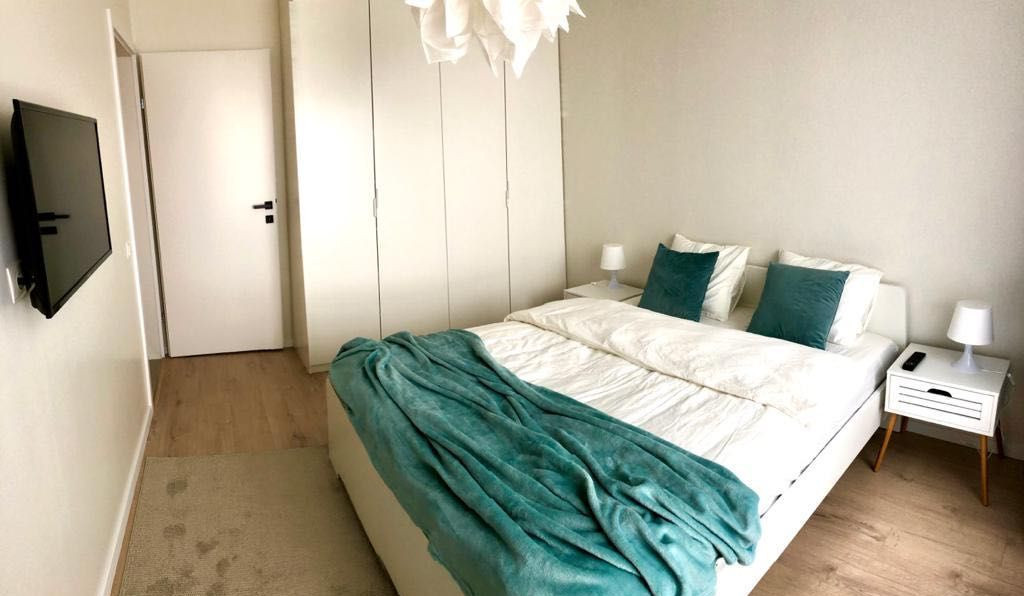 Apartament 2 camere cu terasa, la cheie, Intre Lacuri