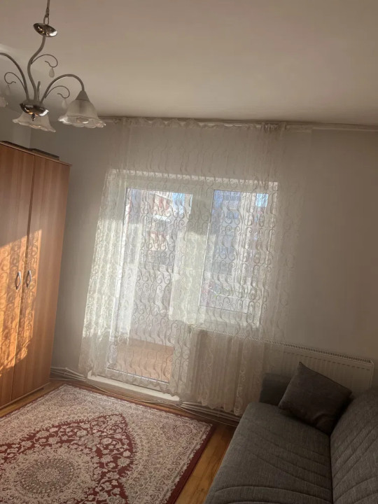 Apartament 4 camere de vanzare, 80 mp. Cartier Marasti 