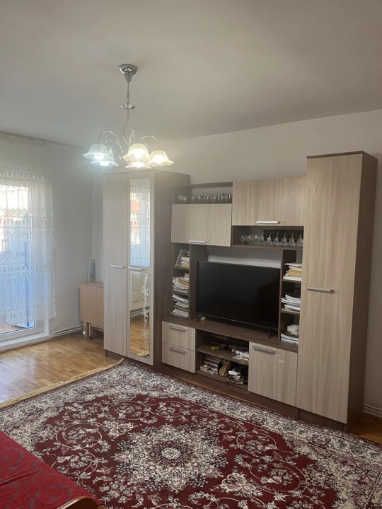 Apartament 4 camere de vanzare, 80 mp. Cartier Marasti 