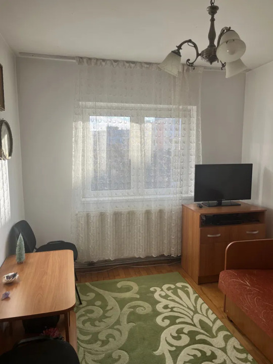 Apartament 4 camere de vanzare, 80 mp. Cartier Marasti 