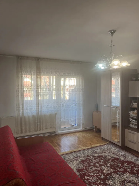 Apartament 4 camere de vanzare, 80 mp. Cartier Marasti 