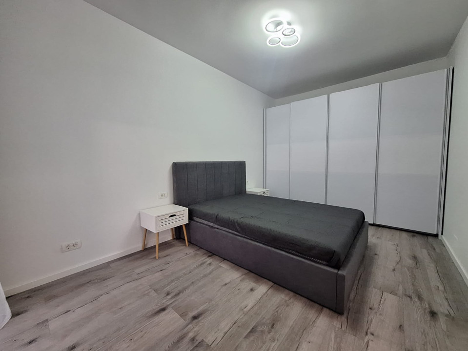 Apartament cu 2 camere, 52 mp, parcare, zona Razoare