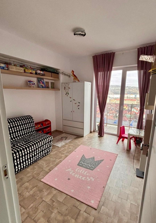 Penthouse ultrafinisat de închiriat zona Iris